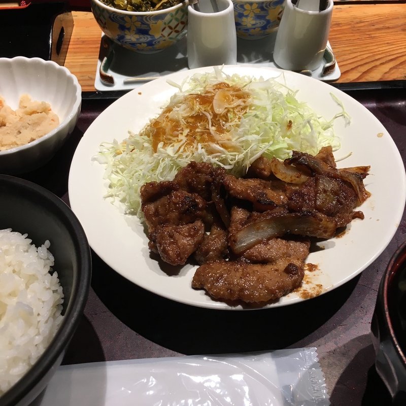 生姜焼き定食(博多もつ鍋　やまや　京阪京橋店)