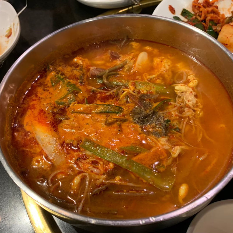 ユッケジャン(でりかおんどる 1号店(本店))