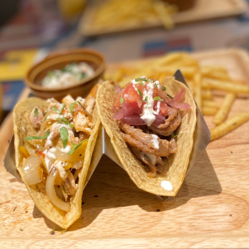 (ラ エスキーナ)