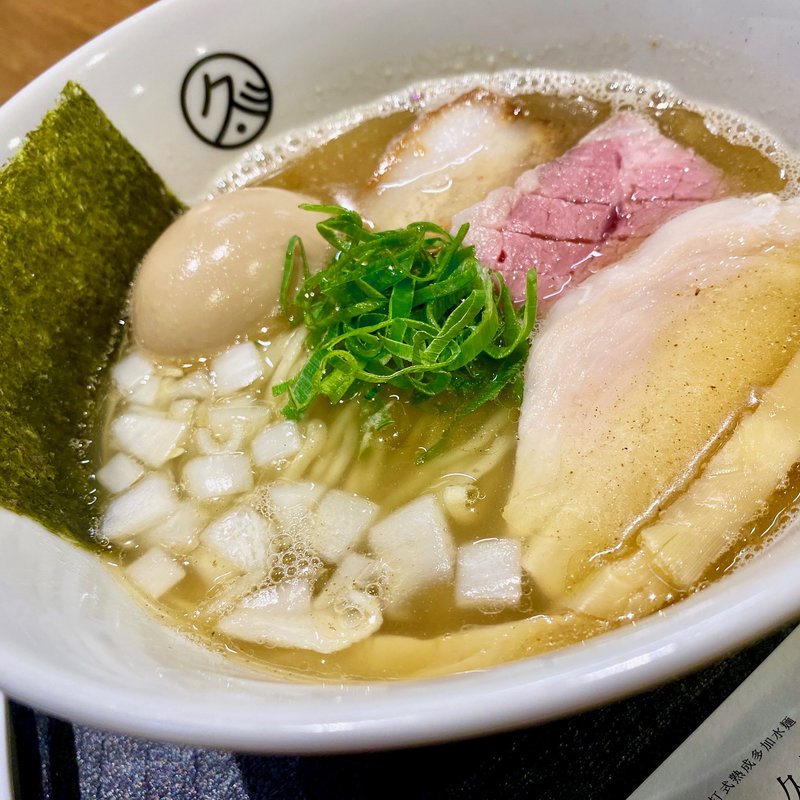 いりこそば（塩）+味玉(らーめん 久遠)