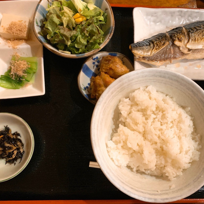 サバ塩焼き定食(もて茄子や 新宿御苑前)