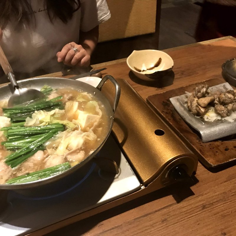 もつ鍋(水たき料亭 博多華味鳥 中洲本店)