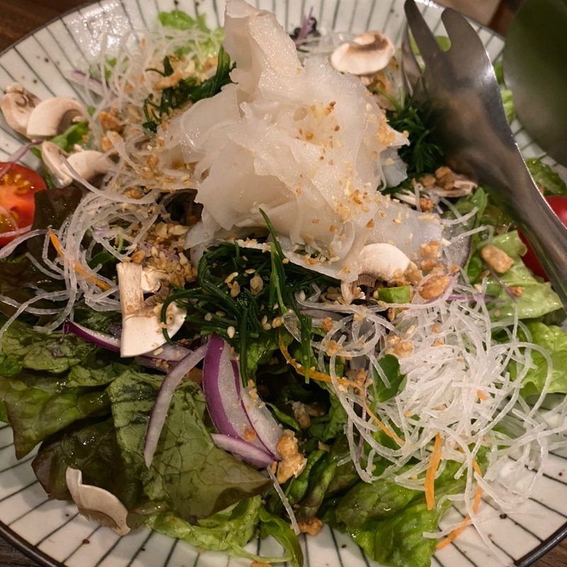 体のためのデトックスサラダ　れんこんドレッシング(れんこん)