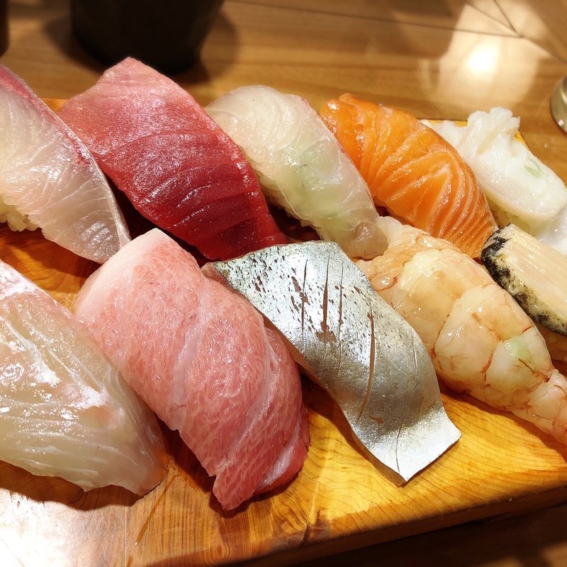 お寿司(富久佳 （ふくよし）)