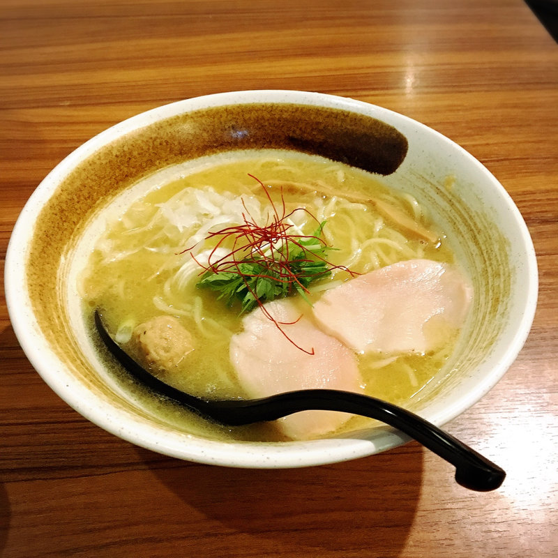 鶏白湯そば(濃厚鶏そば 麺屋武一 新橋本店)