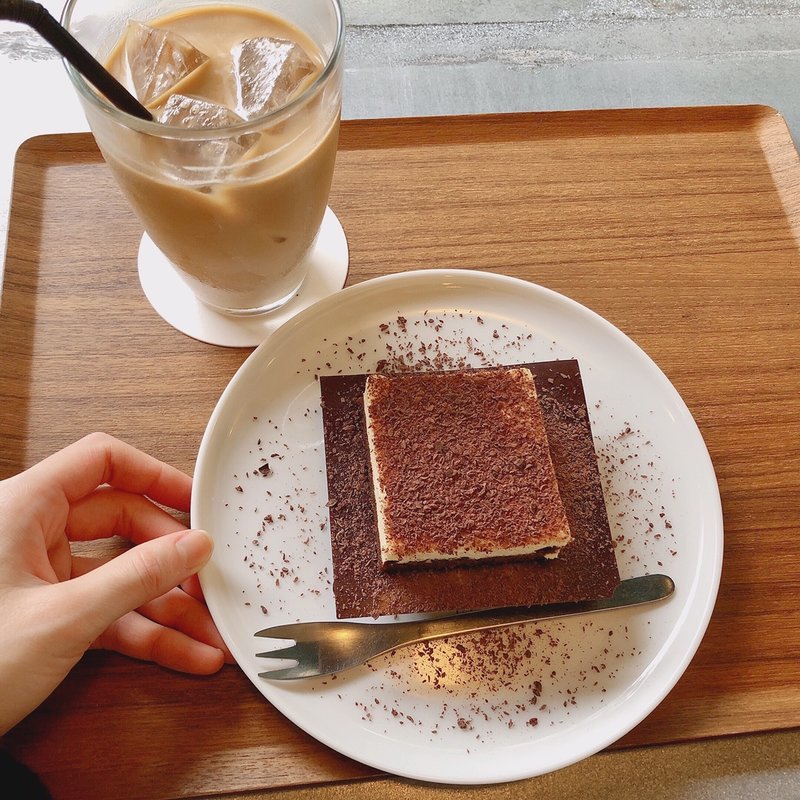 (WHITE GLASS COFFEE)