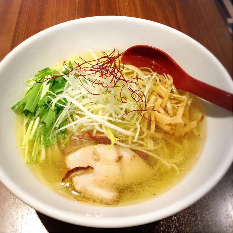 香彩鶏だし塩ラーメン(麺屋 翔 品川店 )