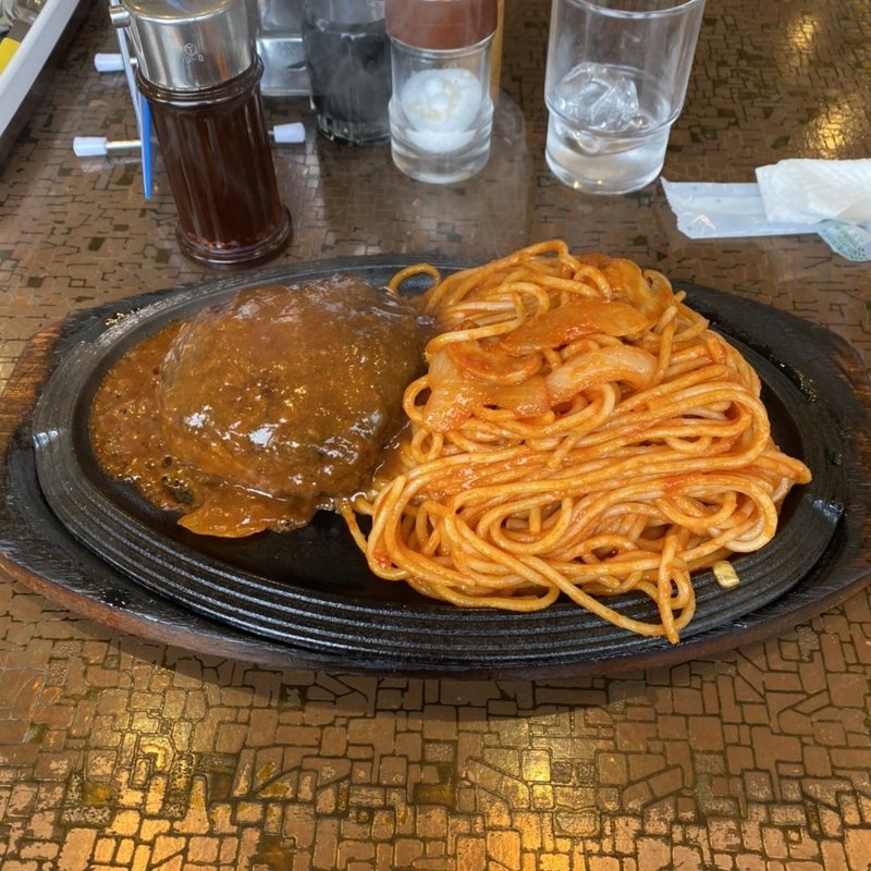 ハンバーグスパゲッティー(ドルチエ )