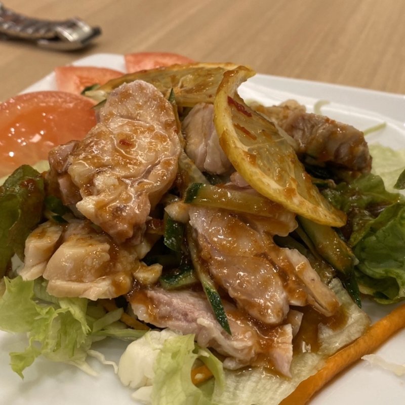 バンバンジーサラダ(中華レストラン みつい)