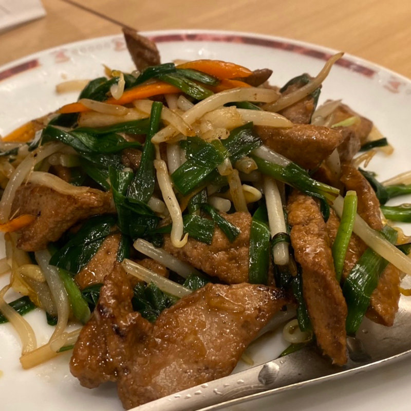 ニラレバ炒め(中華レストラン みつい)