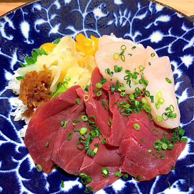 本鮪とホタテ丼(みんなの台所 真)