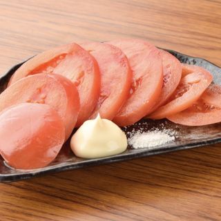 冷やしトマト(もつ焼 煮込み ヤリキ 上野総本店)
