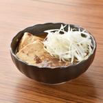 煮豆腐(もつ焼 煮込み ヤリキ 上野総本店)