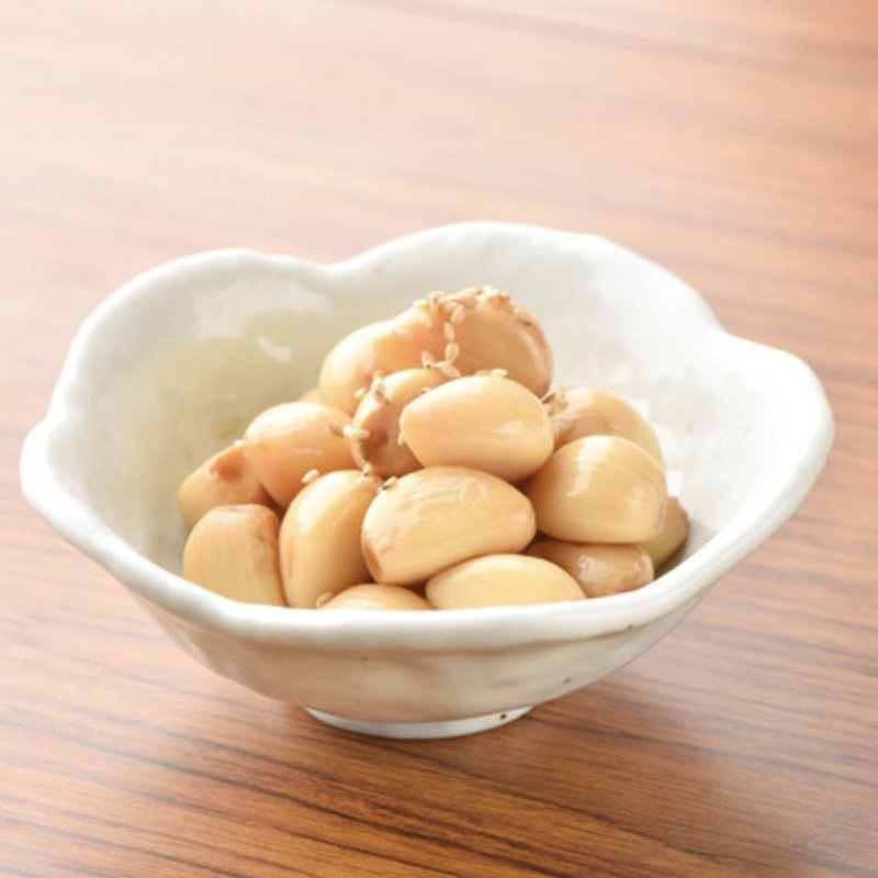 にんにくたまり漬け(もつ焼 煮込み ヤリキ 上野総本店)