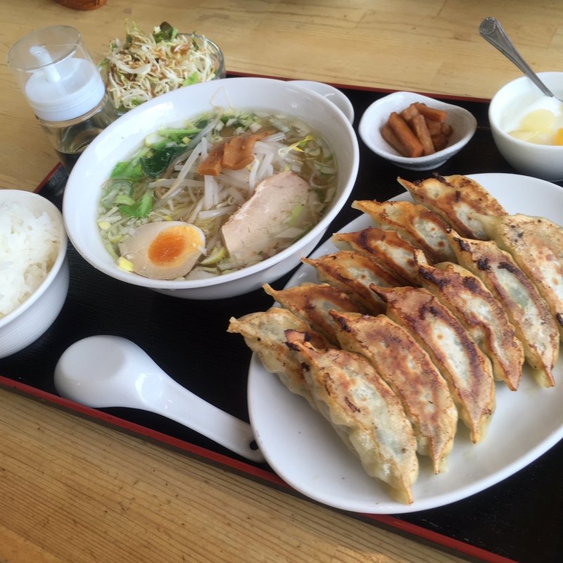 ギョウザ定食(聚福 )