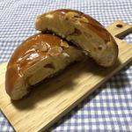 クリームパン 