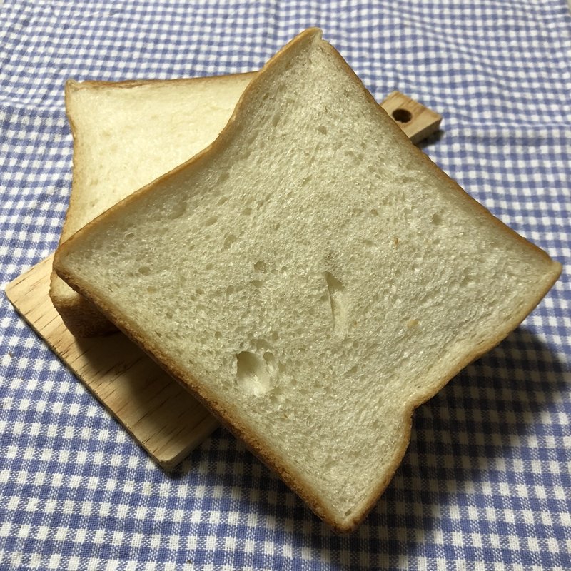 丹沢角食パン(パン工房オラット)