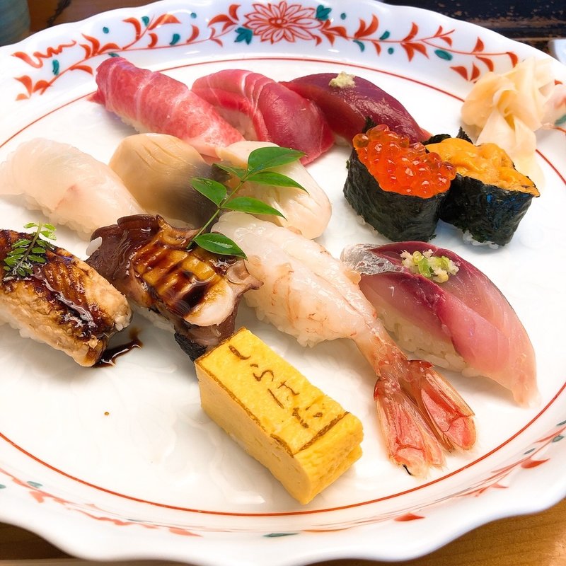 しらはたのおまかせにぎり(鮨　しらはた )