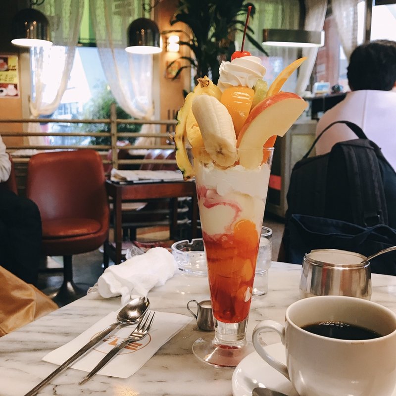 フルーツパフェ(喫茶ドレミ)