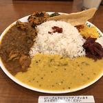 スリランカプレート(ポンガラカレー大手町プレイス店)