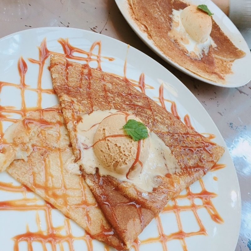 クレープ　キャラメルバター(カフェ・ドゥ・リエーヴル うさぎ館)