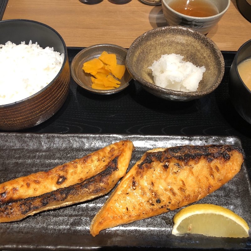 さばのみりん干し定食(炙処 火ノ膳 浅草橋店)