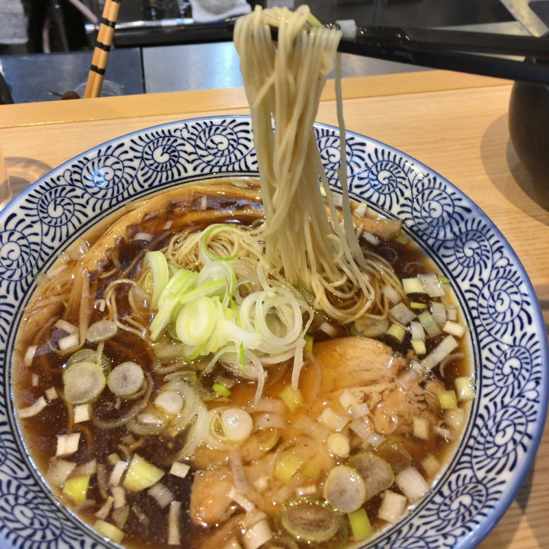 醤油蕎麦(初代葱寅 新御茶ノ水店)