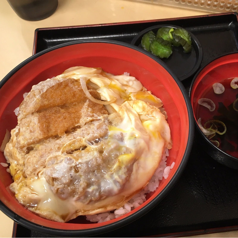 かつ丼(名代富士そば お茶の水店)