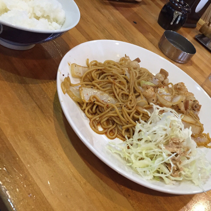 ホルモン焼ソバ定食(あつむら )