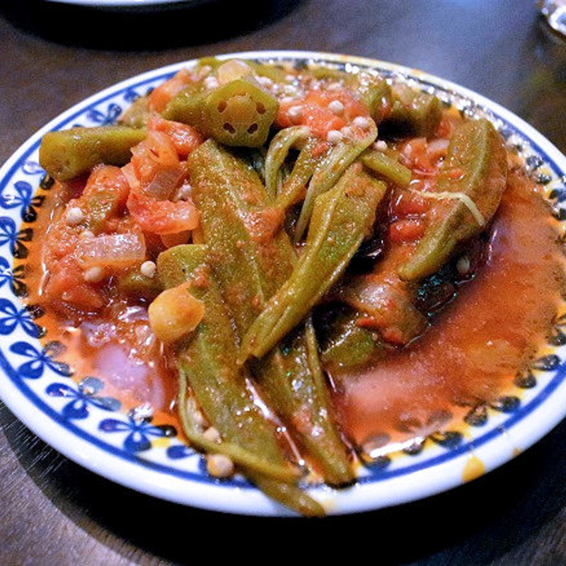 オクラとひき肉のトマト煮(クルド料理 メソポタミア レストラン)