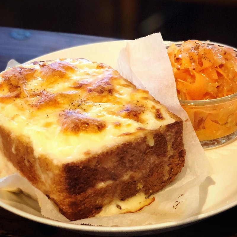 クロックムッシュのキャロットラペ付き(ワンルームコーヒー （1 ROOM Coffee）)