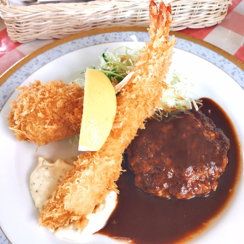 ハンバーグ・エビフライ・カニクリームコロッケ 盛合せ(洋食屋SUN （ヨウショクヤサン）)