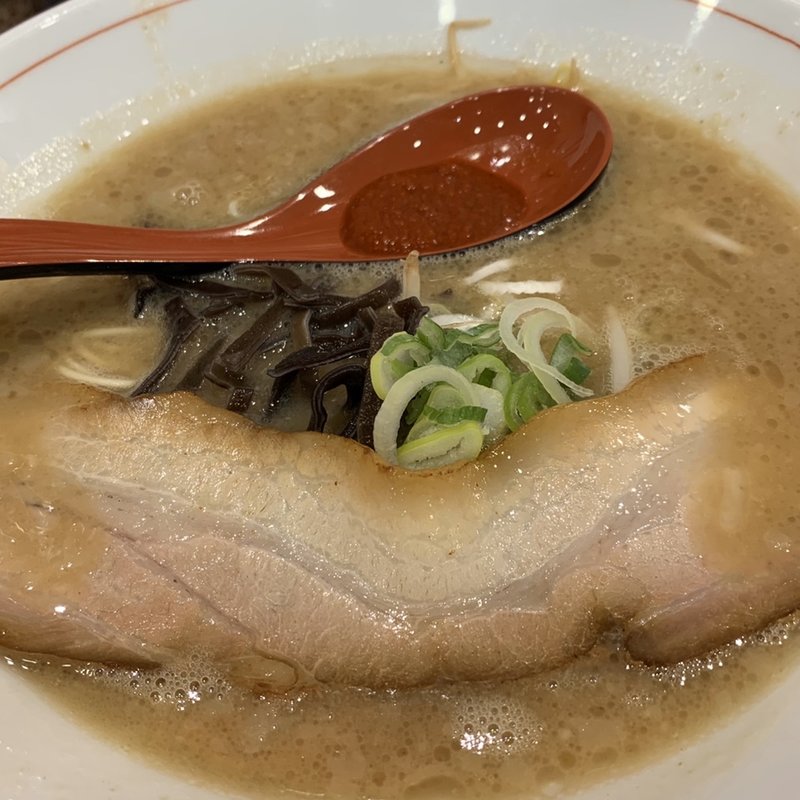 超コッテリ！！濃厚男気ラーメン(麺屋　八感 )