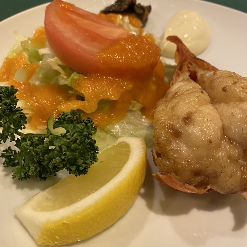 ロブスター(ロシヤ料理 ラルース)