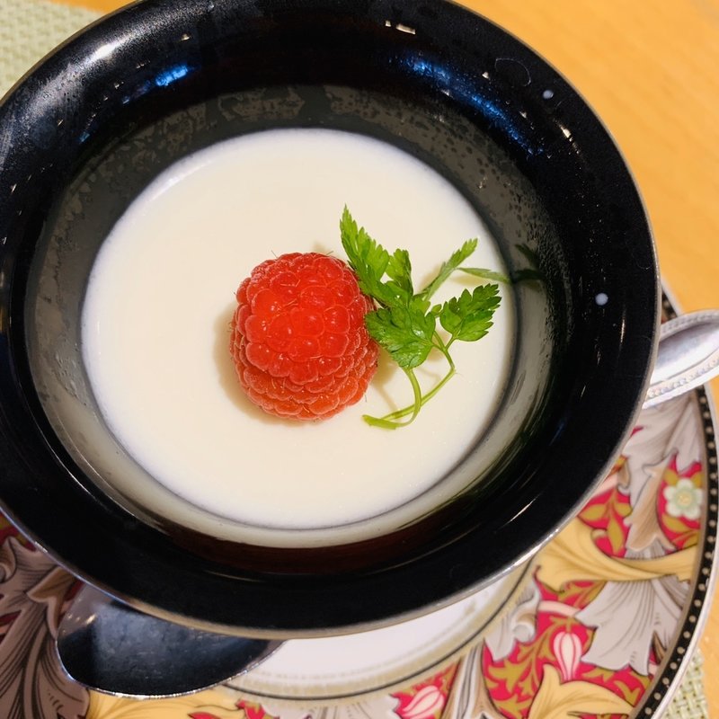 杏仁豆腐(中華銘菜 火龍園 （ファンロンユェン）)