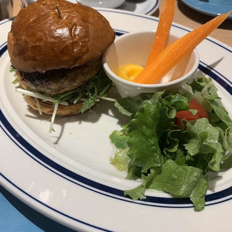 京都ポークのぐるめバーガー(オカフェ キョウト （Okaffe kyoto）)