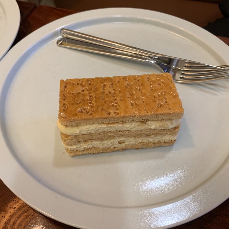 (アグレアーブル （Agreable）)