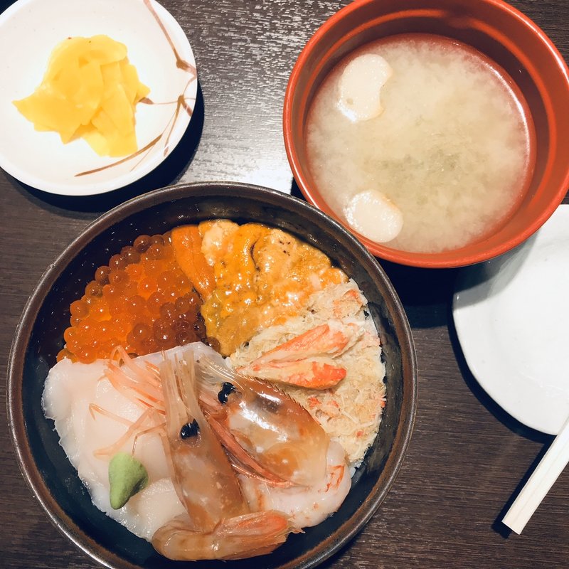 (どんぶり茶屋 新千歳空港店)