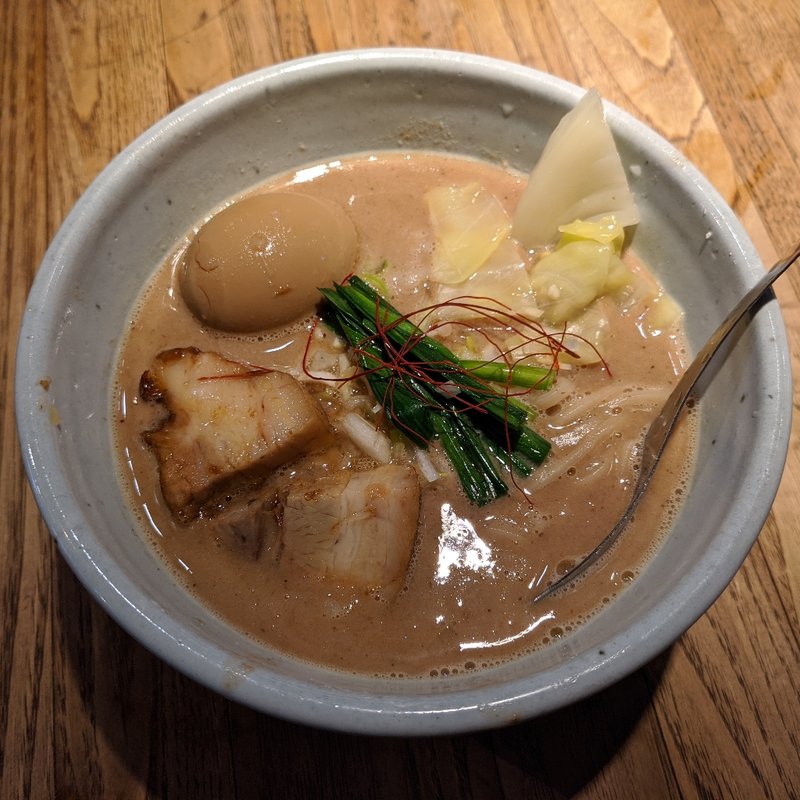 豚そば+味玉(和醸良麺 すがり )