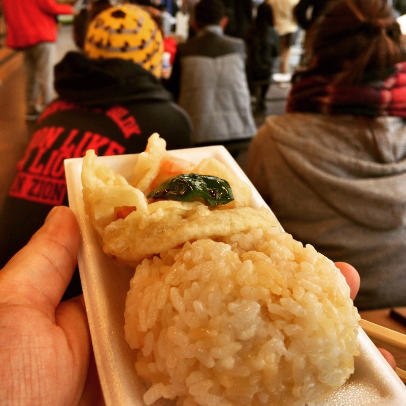 天ぷらおにぎり(浦和競馬場)