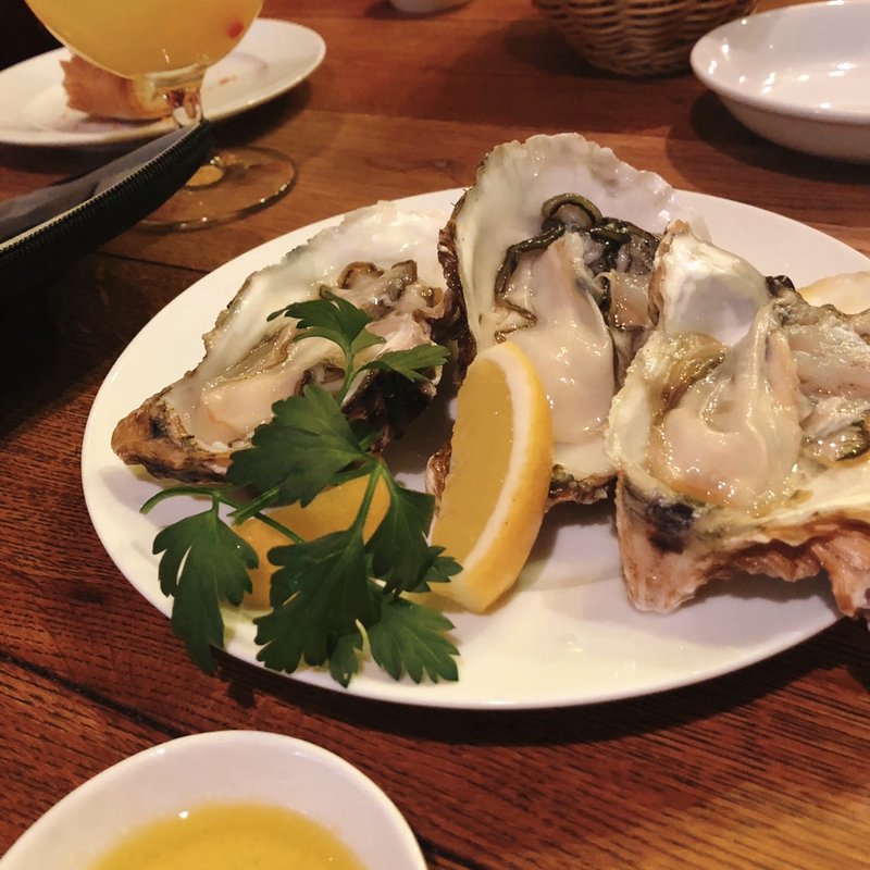 オイスター(ビストロ酒場MarineClub （マリーンクラブ）)