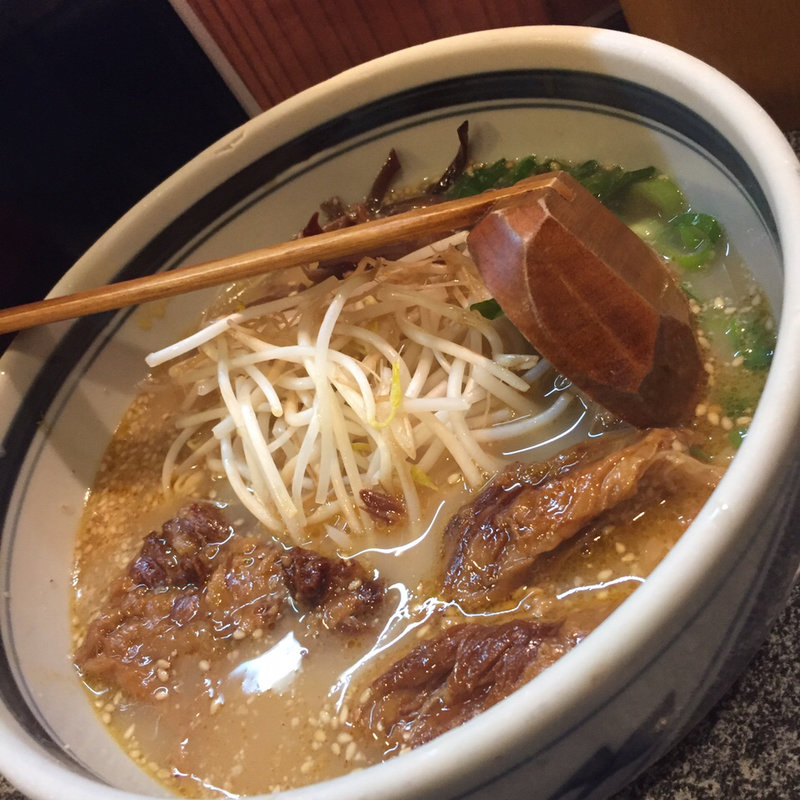 豚骨らーめん(らーめん日本)