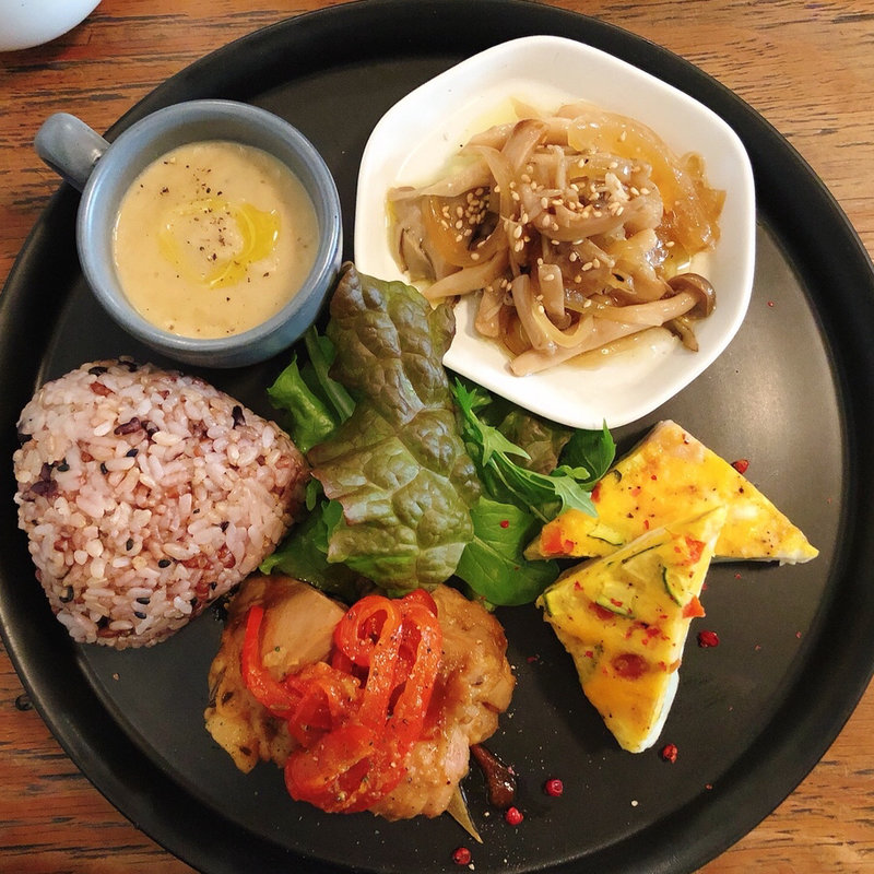 デリプレート(テイスト アンド センス（Taste AND Sense）)