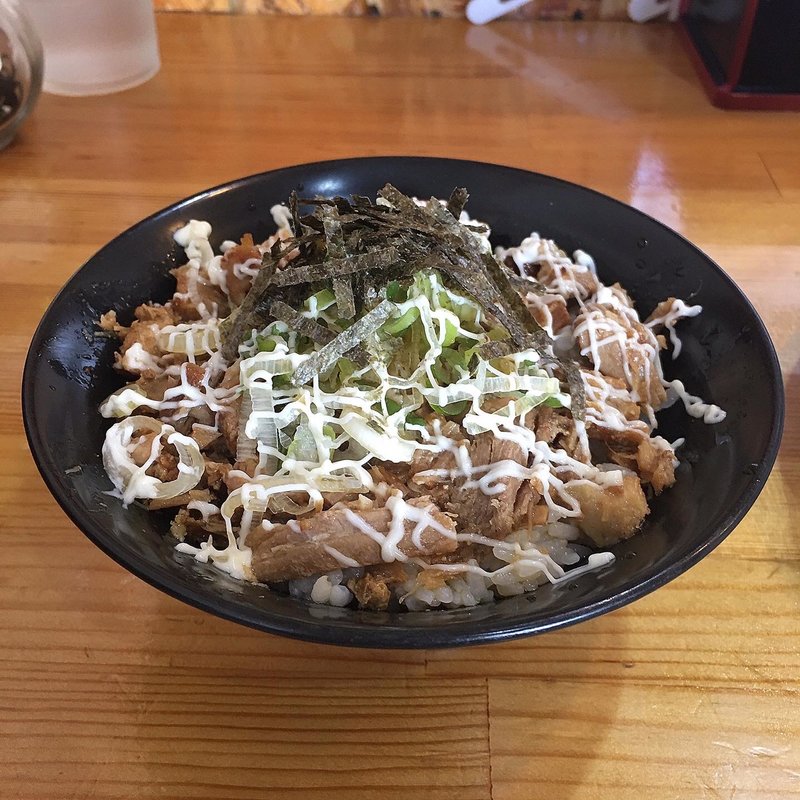チャーシュー丼(らーめんまるはち )