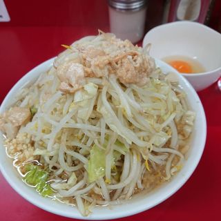小ラーメン野菜マシ背脂(ラーメン二郎 神田神保町店)