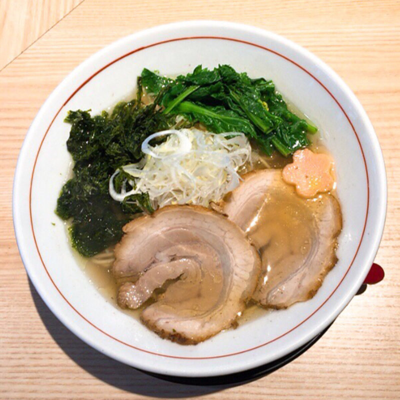 旨味醤油ラーメン白〜早春(拉麺開花(らーめんかいほう))