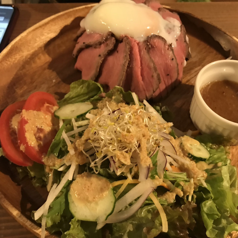 ローストビーフ丼(087cafe ~OHANA~)