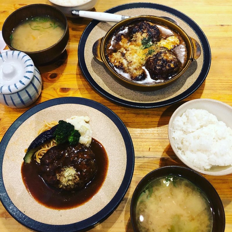 山本のハンバーグ(山本のハンバーグ 六本松店)