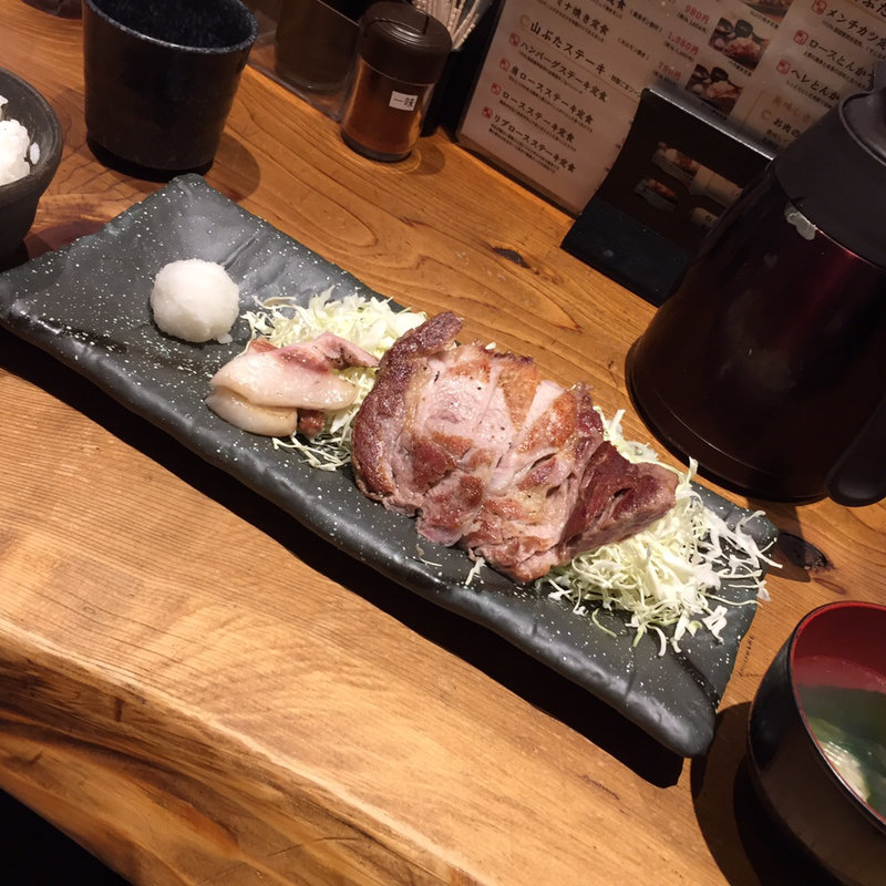 肩ロースステーキ定食(ぶためし 山ぶた)