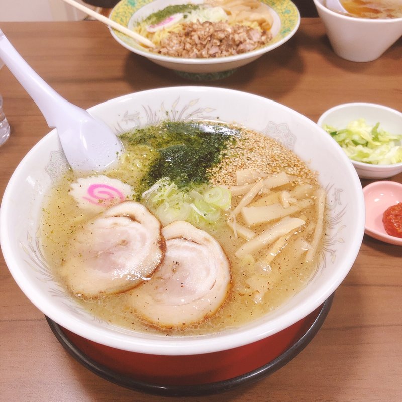 みそラーメン(らーめん 囲ろり )